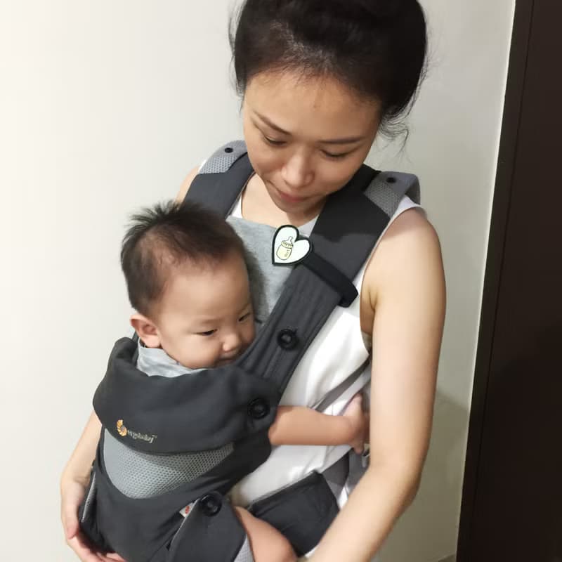 CLARECHEN 臂章背巾前面口水巾_kiss vs ㄋㄟㄋㄟ愛好者