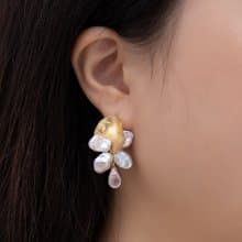 最佳禮物【品牌設計款】 925純銀 金色貝花珍珠 粉水晶耳環/耳夾