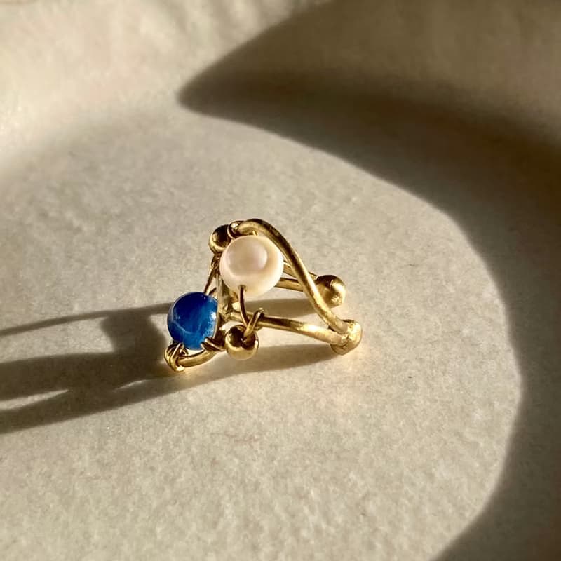 老林雜貨 | 藍晶珍珠耳骨夾