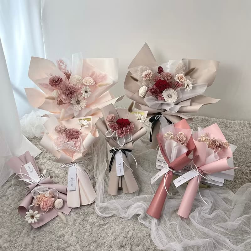 【艸弄花藝】愛的呢喃・母親節康乃馨花束 (S) 溫柔粉