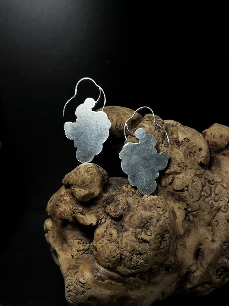 剖面耳飾 - 匍匐欲隨