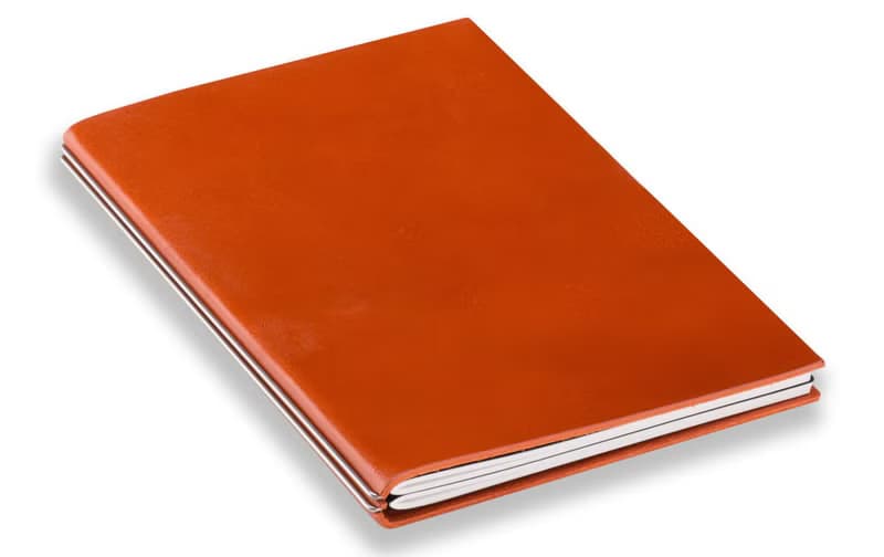 【早鳥8折】尺寸A5 | 21 x 14.2 x 1.8 cm |亮橘|雙彈軌