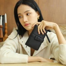 Iris (black) : Medium wallet, Leather wallet, folded wallet