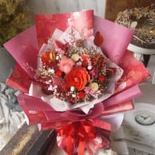 燕脂.溫馨紅色系.乾燥花.索拉花.永生花.情人節.畢業花束