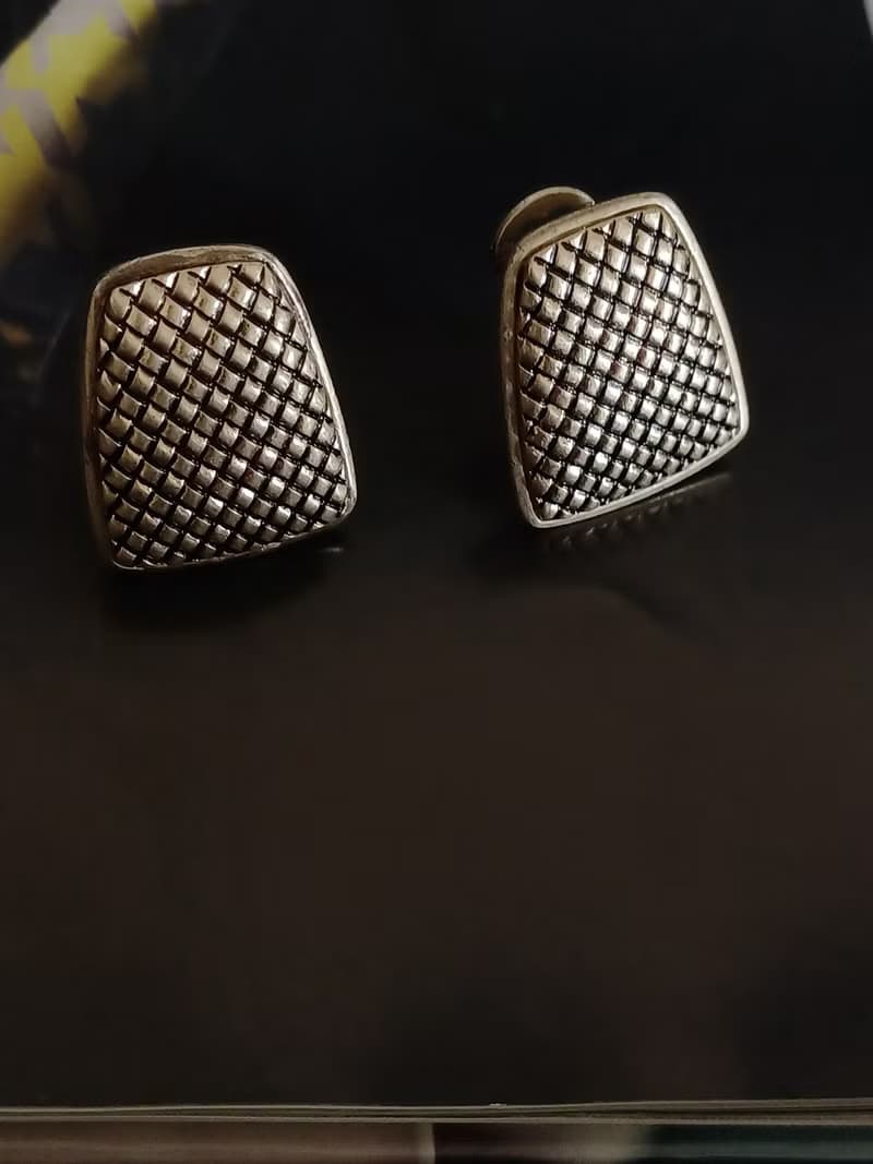 vintage jewelry  ELLEN TRACY 古典金屬網格紋 夾式耳環