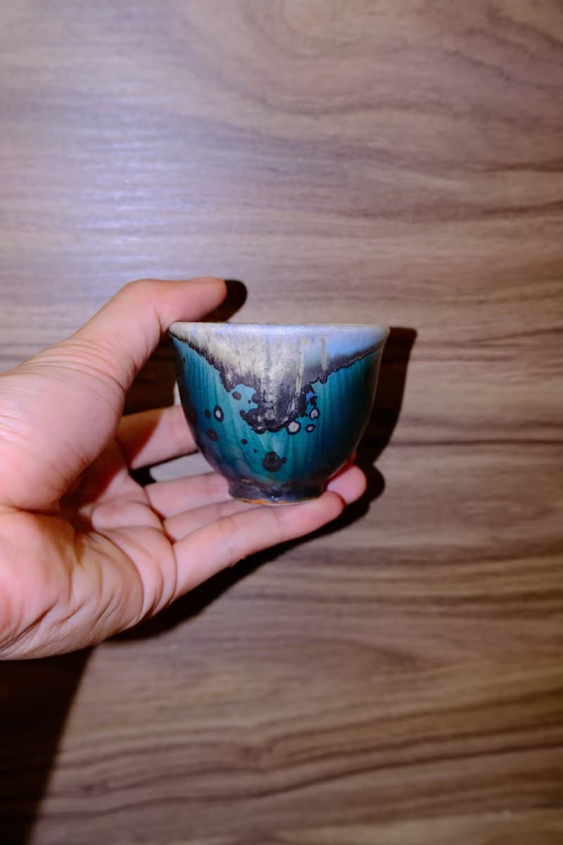 柴燒茶杯 - 落灰墨竹綠結晶杯