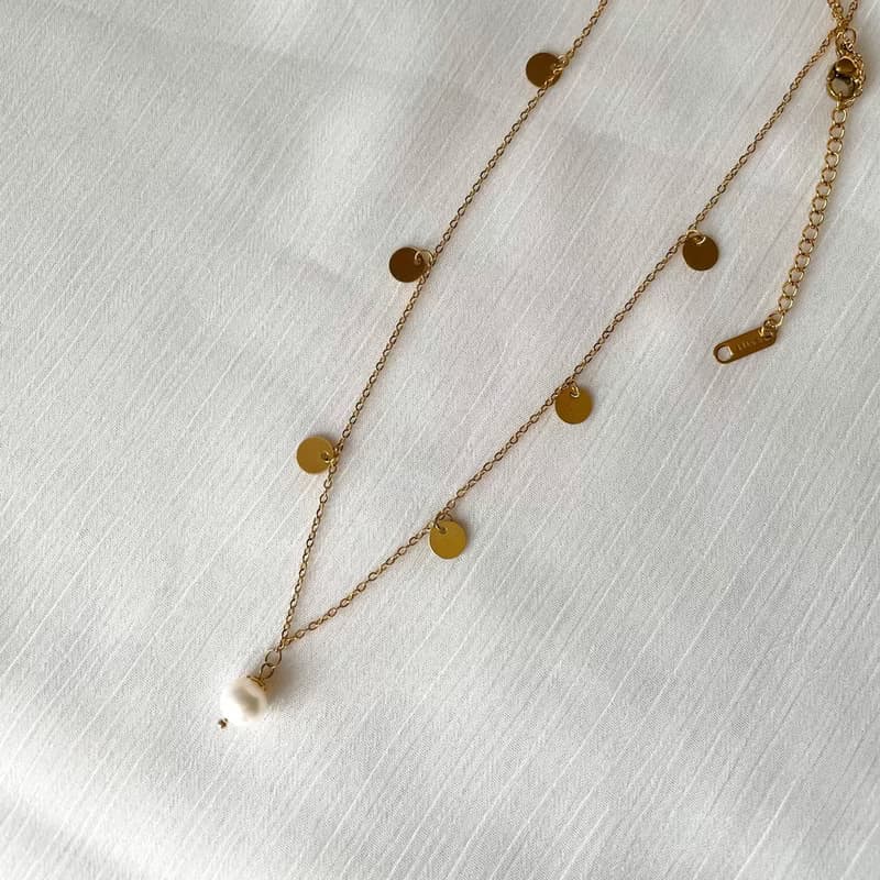 【畢業禮物】片片微光珍珠鎖骨金項鍊