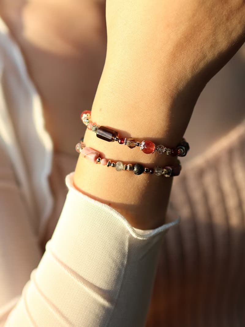 玫瑰烏龍。茶晶 鴿血紅草莓晶 石榴石 14K包金 水晶礦石設計手鍊