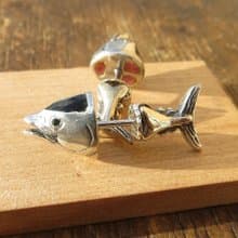 耳環 鮪魚