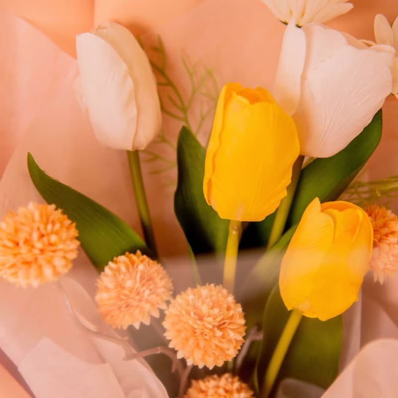 【真誠】鬱金香花束 小雛菊 中型 仿真花  / 求婚 告白 生日 女生