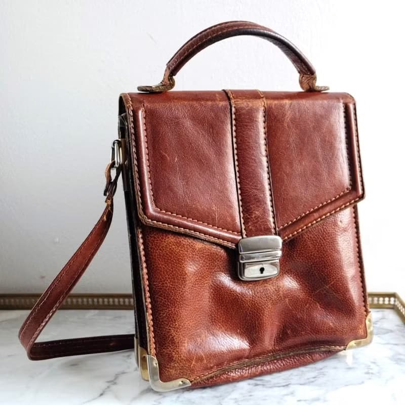 法國復古啡色小牛皮袋