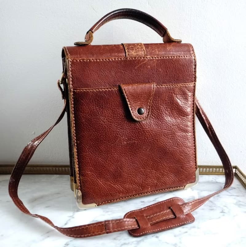 法國復古啡色小牛皮袋