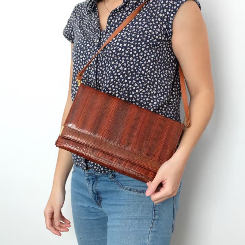 法國復古啡紅色蛇皮袋