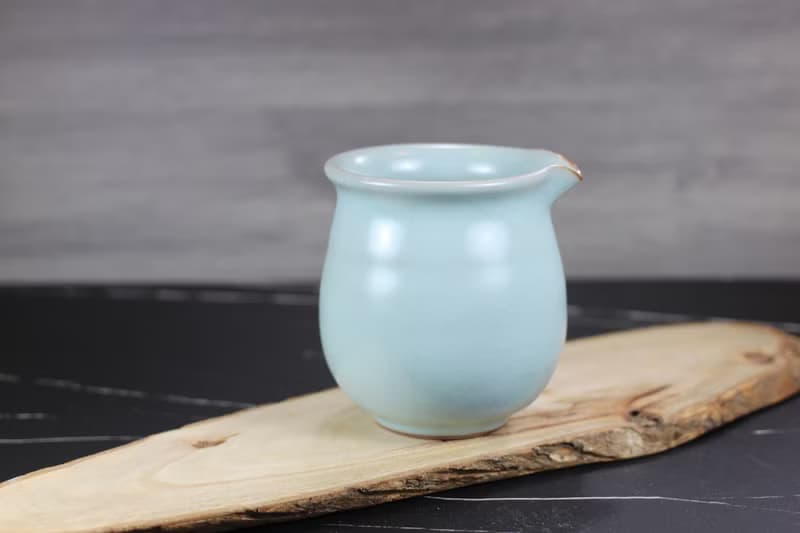 【送禮好物】360~400ml 汝窯無把 手拉坯 咖啡下壺 茶海 公道杯