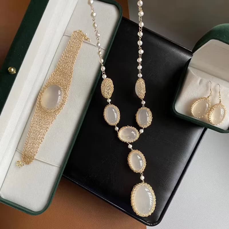 ENDRO ACC 經典白玉髓手鍊