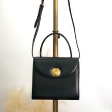 【 日本直送　名牌中古包 】GIVENCHY ジバンシィ ショルダーバッグ ブラック ロゴ レザー 2way vintage ヴィンテージ 8rzymr
