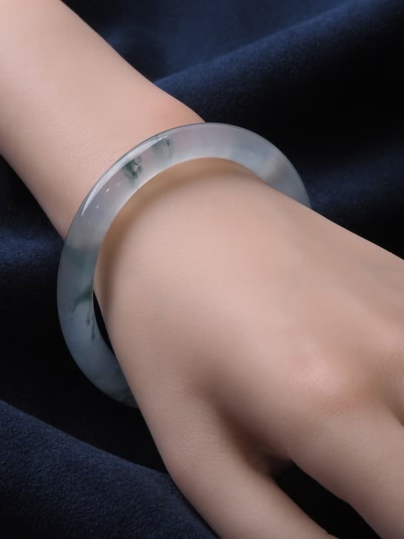 水玻光 | 冰玻種 / 飄蘭花 / 圓條鐲 / 手圍18.5-19 | 天然A貨翡