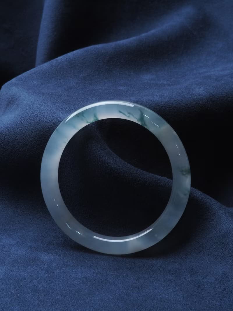 水玻光 | 冰玻種 / 飄蘭花 / 圓條鐲 / 手圍18.5-19 | 天然A貨翡