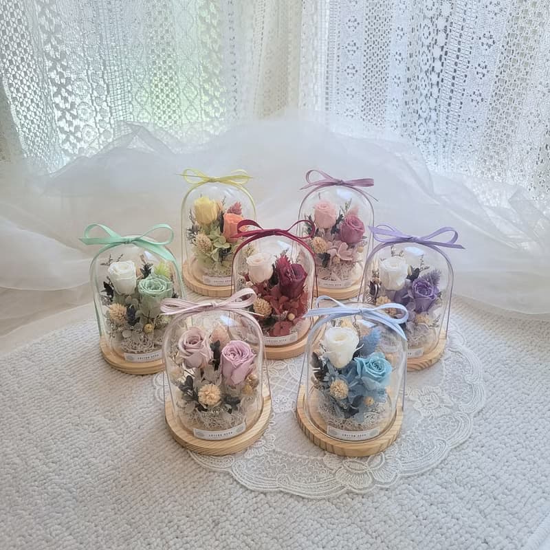 永生玫瑰玻璃罩盅。擺飾。附包裝。 永生花。婚禮小物