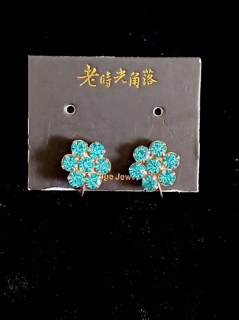 vintage jewelry  清秀小花萊茵 夾式耳環
