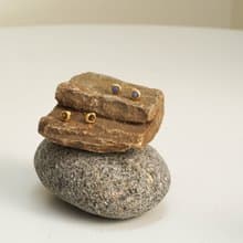 Simple Cliff Earrings