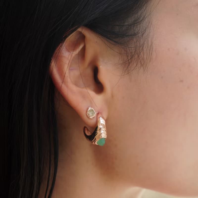 Simple Cliff Earrings