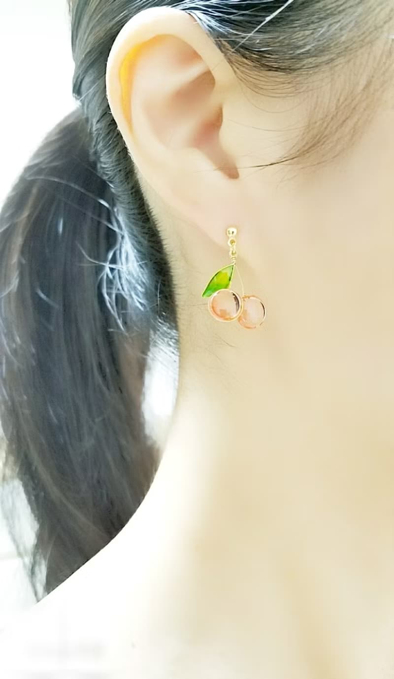 cherry さくらんぼのピアス or イヤリング