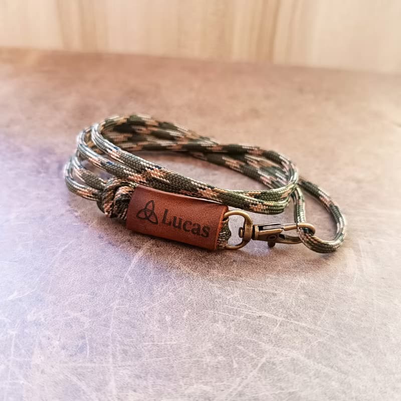 Customized Handmade Paracord Lanyard With Genuine Leather for ID/Keys/Phone