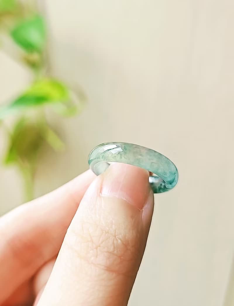 稀有•特色•招財|療癒潑墨冰玻放光藍飄花|緬甸A貨翡翠戒圈戒指