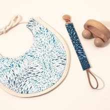 Handmade by Mina 【AGF 系列】海洋小魚男寶寶綁帶圍兜 彌月禮
