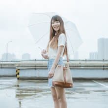 香港免運-台灣原創-Vegan純素皮革/經典桶包_拿鐵色