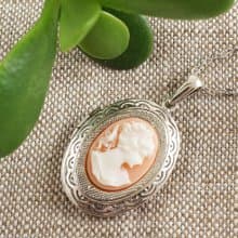 Pink Lady Girl Cameo Locket Oval Silver Photo Locket Pendant Necklace Jewelry