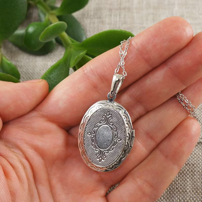 Pink Lady Girl Cameo Locket Oval Silver Photo Locket Pendant Necklace Jewelry