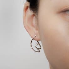 JUelry x ChouYi 人形耳環(銀)(珍珠) - Human Earrings (pearl)
