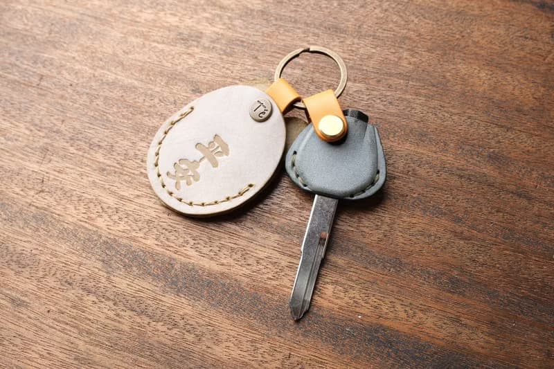 茶皮  SUZUKI 台鈴 SUI 125 機車鑰匙皮套 達摩 福神 富士山