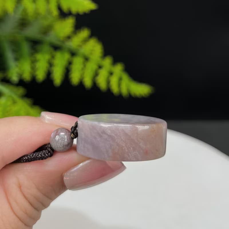 天然 豆沙粉珊瑚玉吊墜 冰潤玉化胖圓牌光面菊花玉項錬 辟邪招財