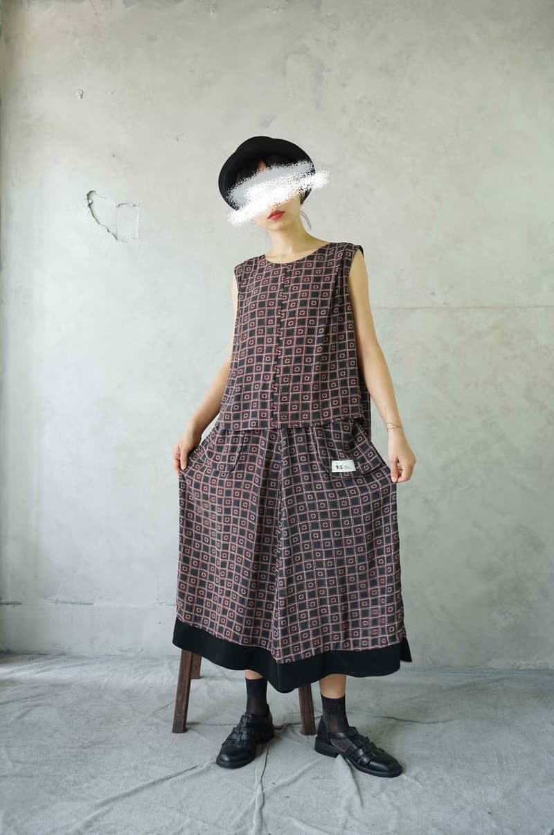 設計手作-外翻口袋設計鬆緊帶拼接寬褲褲裙-馬賽克窗花-黑巧克力