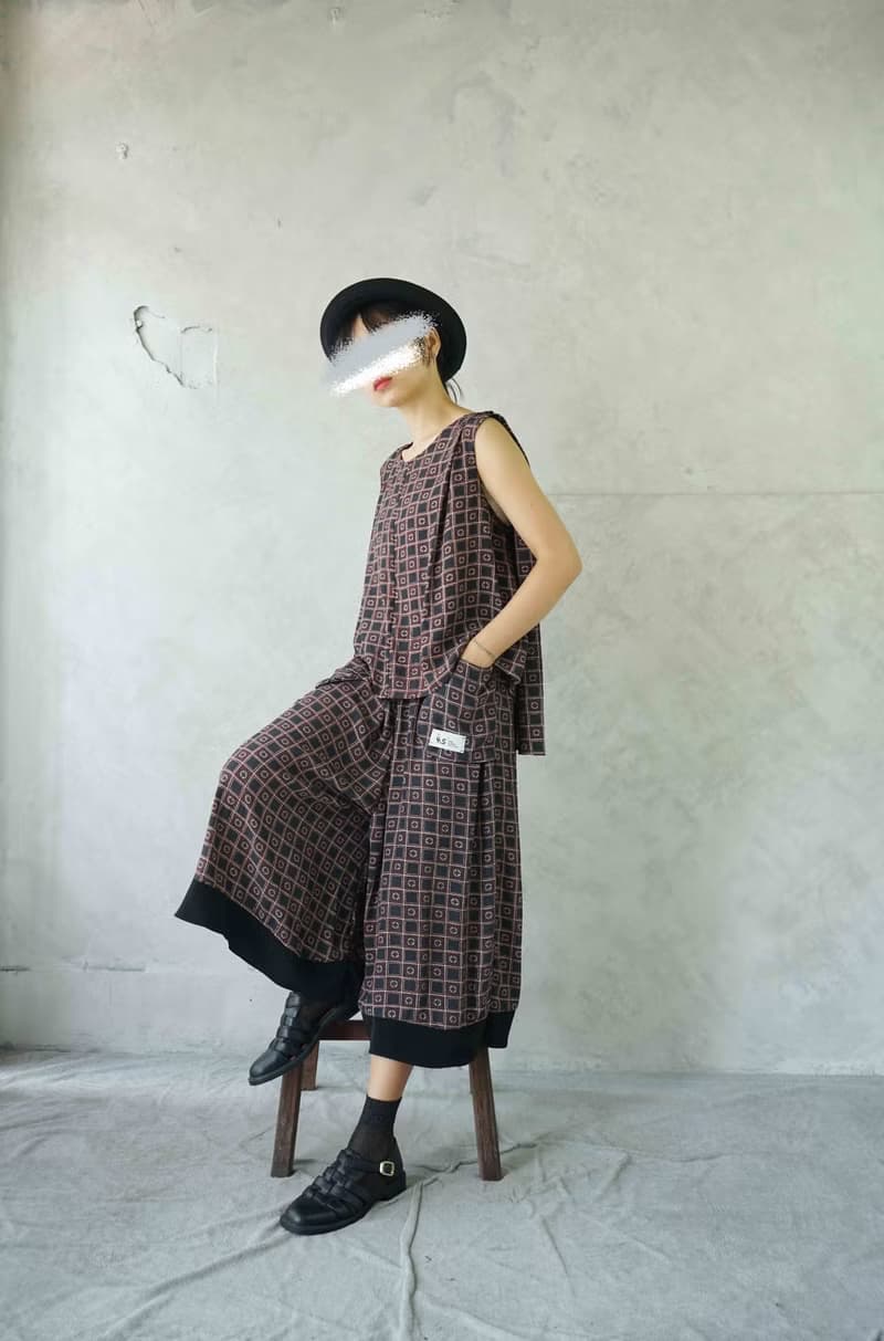 設計手作-外翻口袋設計鬆緊帶拼接寬褲褲裙-馬賽克窗花-黑巧克力