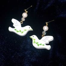 橄欖枝和平鴿 白鴿耳環耳夾 清新自然 手繪木製