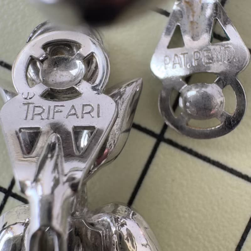 Vintage Crown Trifari set clipon earrings and bracelet silver tone 1950 patent