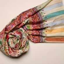 【畢業禮物】喀什米爾羊絨手工印染刺繡鵝黃小花園圍巾披肩卡尼