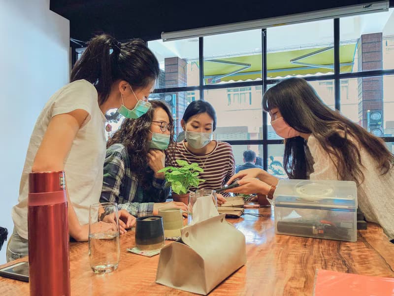 【體驗】台南【綠上板】有溫度的卡片・手作生日禮物