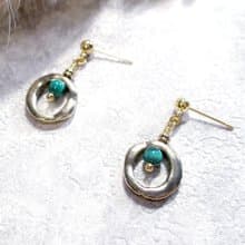 VIIART。小圈圈-孔雀綠。復古金孔雀石耳環-可改夾式