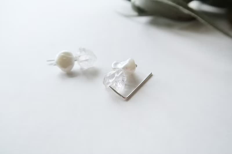 925純銀 淡水珍珠 白水晶原礦 L型 耳針 耳環或耳夾  一對