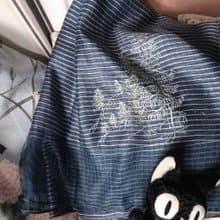 預購品 免費手綉字母 手工刺繡百搭真絲羊毛長圍巾 - 午夜松樹林