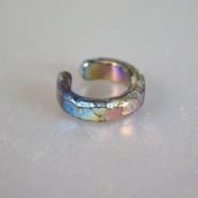 Titanium ear cuff・チタンイヤーカフ=ロックイヤー=虹・受注生産