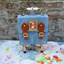 兔子牛仔布綴水晶石方型盒子手袋 復古抽屜把手 全手工做木質腳