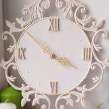 掛鐘 Small pink wall clock with gold ornaments in vintage style Silent wall clock