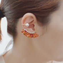 イヤーカフ/ Pearl and tassel ear cuffs / Orange