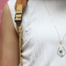 紫藍螢石, 貝母小兔,小瑪瑙石, 鍍銀花圈, 925純銀 長項鍊 flourite, lapin shape mother pearl, small agate stone in silver-plated flower ring, with 925 silver necklace